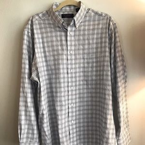 Mens Roundtree and Yorke shirt